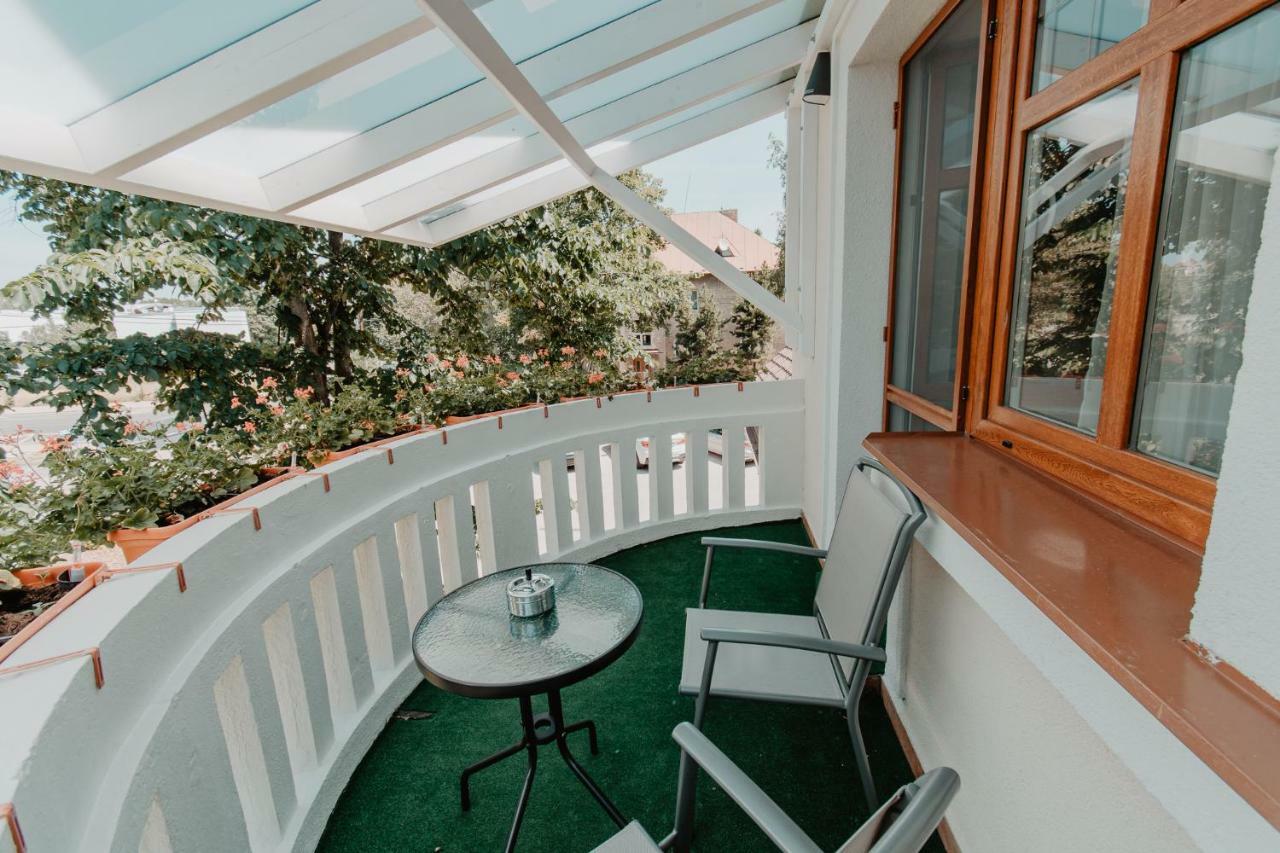 Villa Garden Apartments Попрад Экстерьер фото