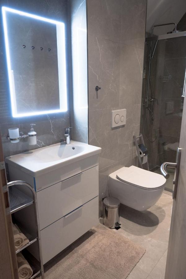 Villa Garden Apartments Попрад Экстерьер фото